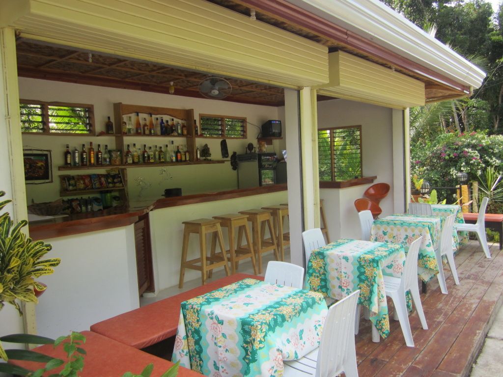 Bar vor dem Royal Cliff Resort